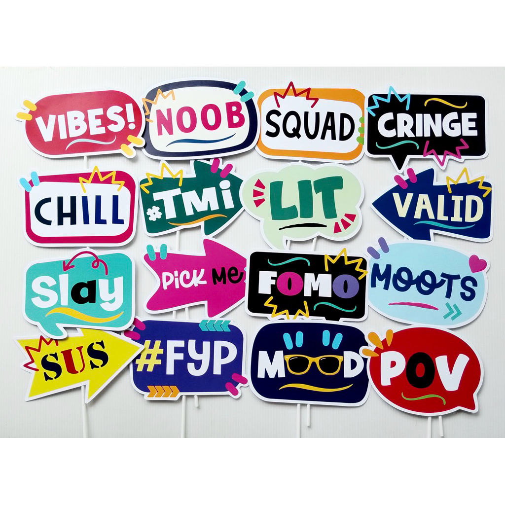 SQUAD PROPS PHOTOBOOTH