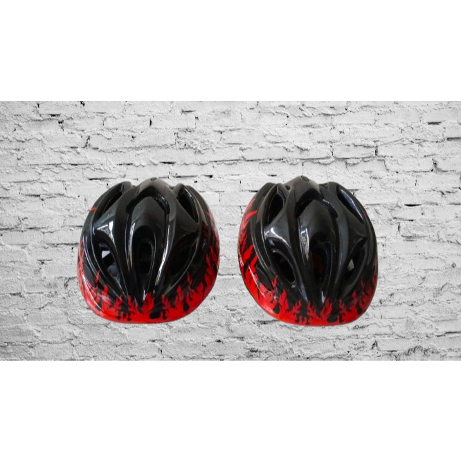 !! SHOP DISPLAY RADEINS - CHILDRENS BIKE HELMET J111-J112