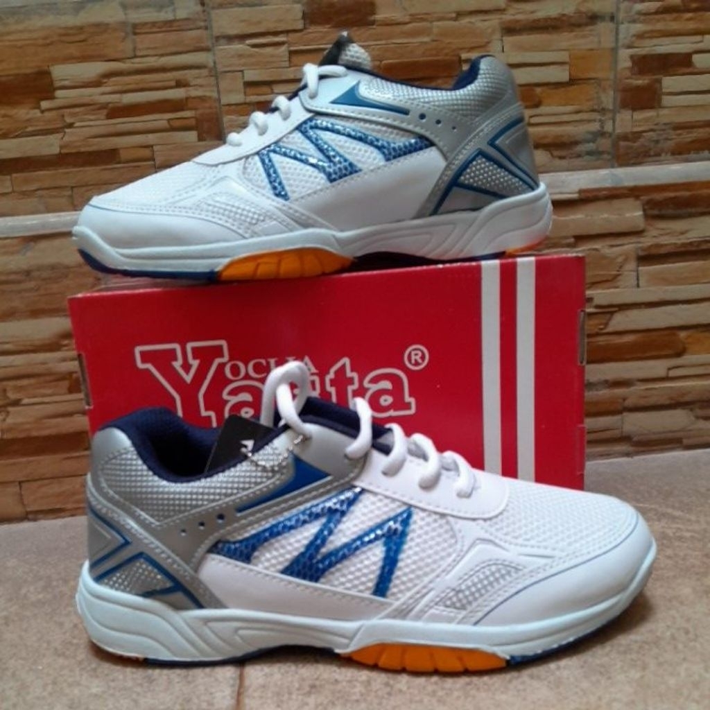 Oclia Yasta Y 007 รองเท้าแบดมินตัน/รองเท้าผ้าใบผู้ชายอินเทรนด์ลําลองแบบสปอร์ต