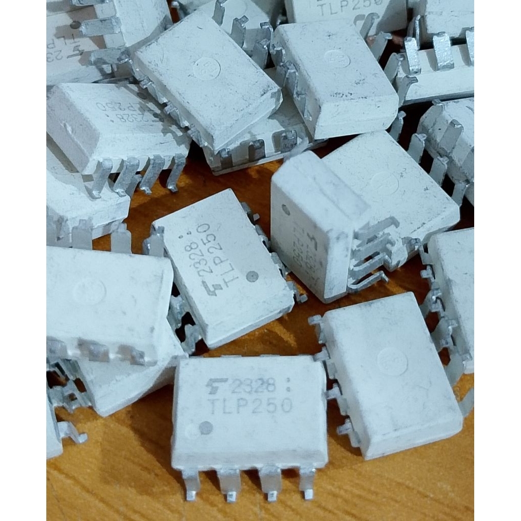 TLP250 TLP 250 Optocoupler สําหรับ FET MOSFET Driver DIP-8