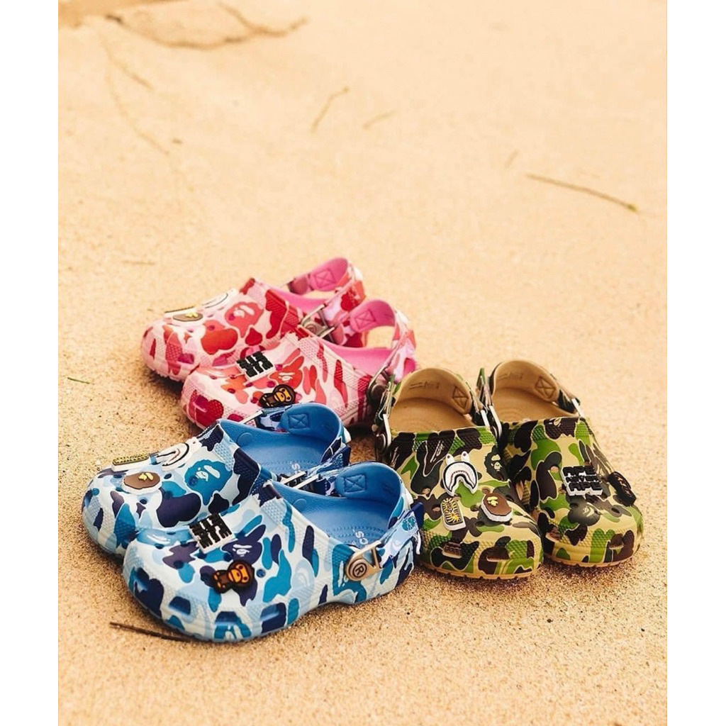 รองเท้าแตะ CROCS X BAPE CLASSIC CLOG UNISEX