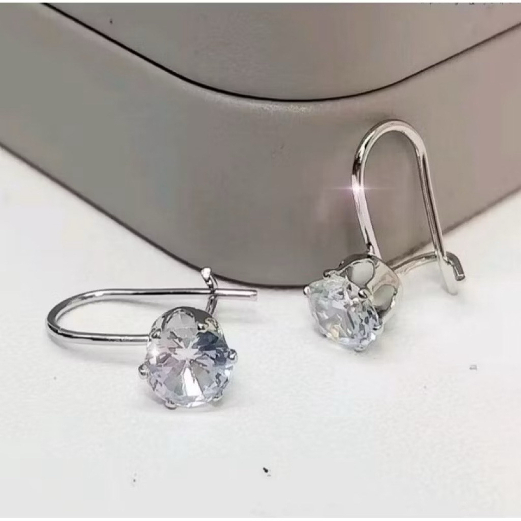 MATA DESY TITANIUM EARRINGS สําหรับผู้หญิง ONE EYE DESIGN TITANIUM SILVER EARRINGS ANTI-RUST และ DOE