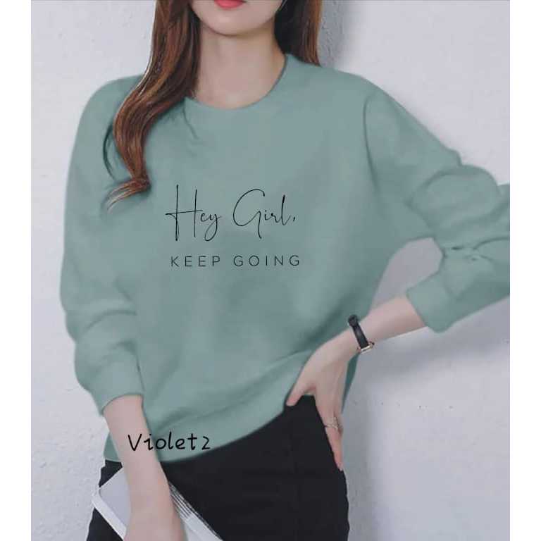 Hey Girl Motif เสื้อยืดแขนยาวสําหรับผู้หญิงผู้ใหญ่อินเทรนด์และอินเทรนด์เสื้อยืดแขนยาวผู้หญิง Crewnec