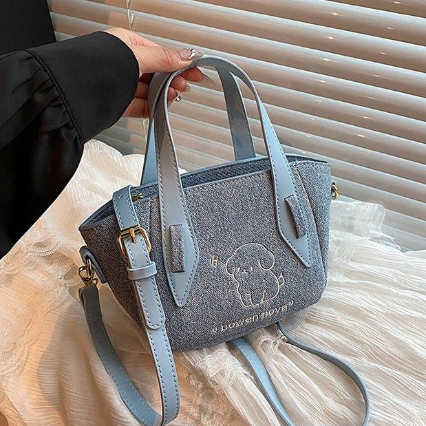 Tasready_mall 2679 กระเป๋าสะพายข้างผู้หญิง กระเป๋านําเข้า กระเป๋าสะพายข้างผู้หญิง กระเป๋า กระเป๋าแฟช