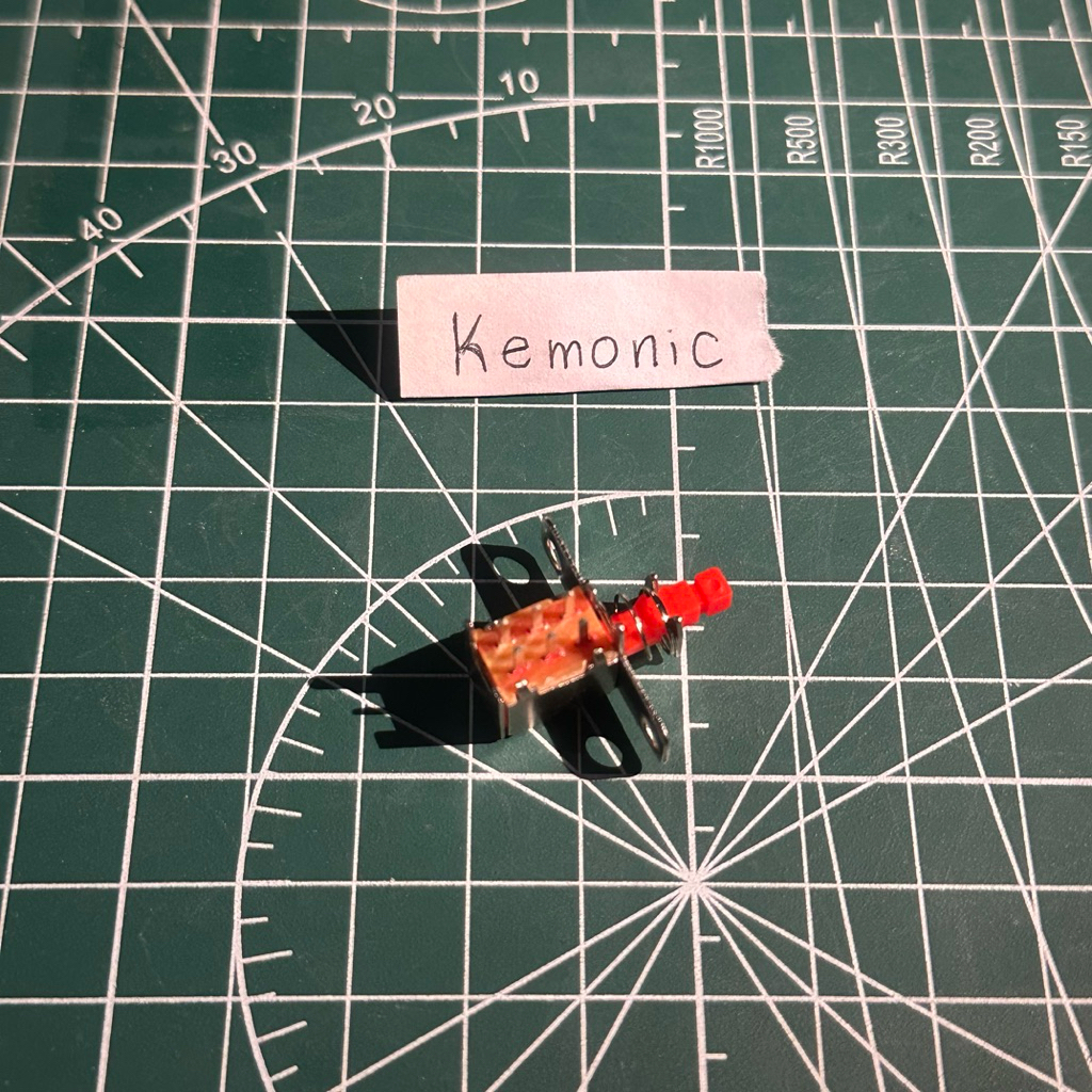 MERAH Push Switch 2x3 สวิตช์ DPDT สีแดงขนาดเล็ก 2