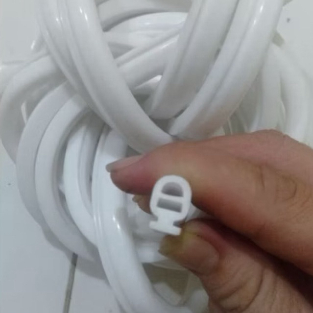 NEON FLEX EYEBROW SHEATH ROUND MODE EYEBROW HOSE 2 HOLES 5MM X 3MM ต่อเมตร