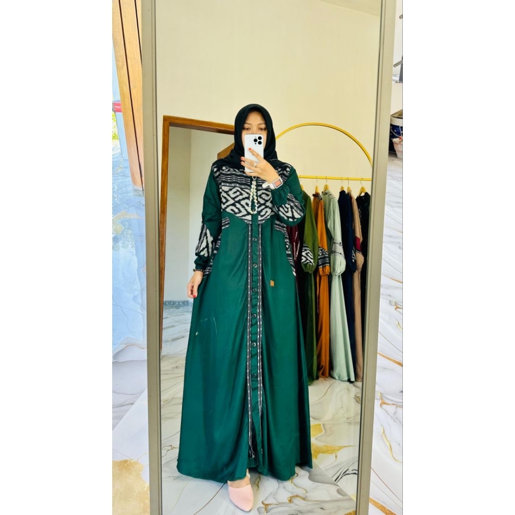 DAILY AJYAD BOTTLE GREEN WOVEN DRESS BY FAREECHA_LATEST FAREECHA GAMIS_LATEST WOVEN GAMIS