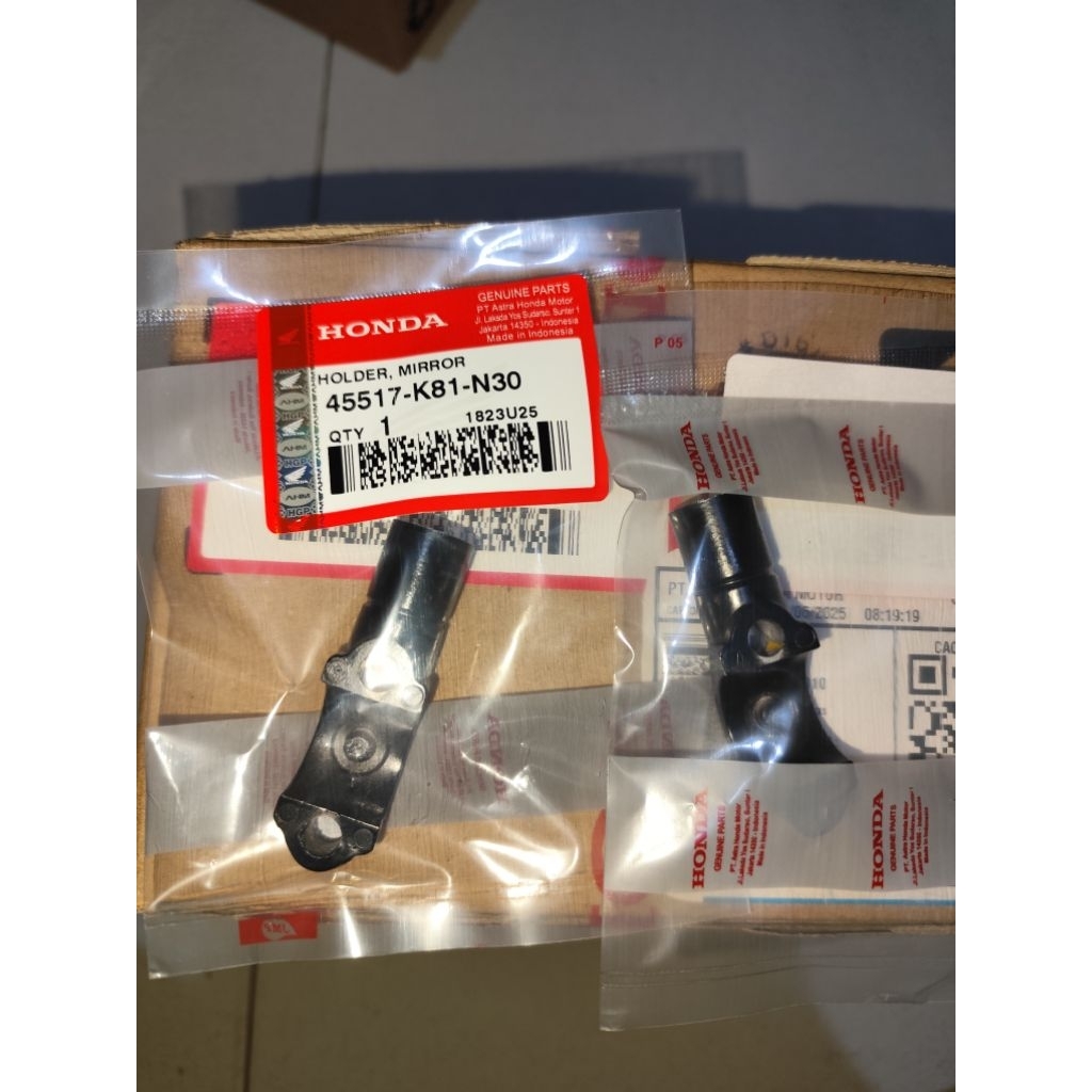 ตัวยึดกระจกมองหลัง/ตัวยึดกระจก 45517-K81-N30