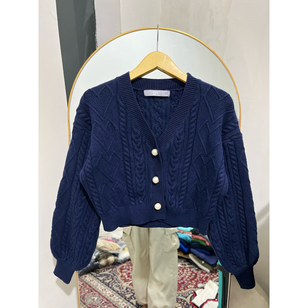 8SECOND CARDIGAN CABLE CROP NAVY