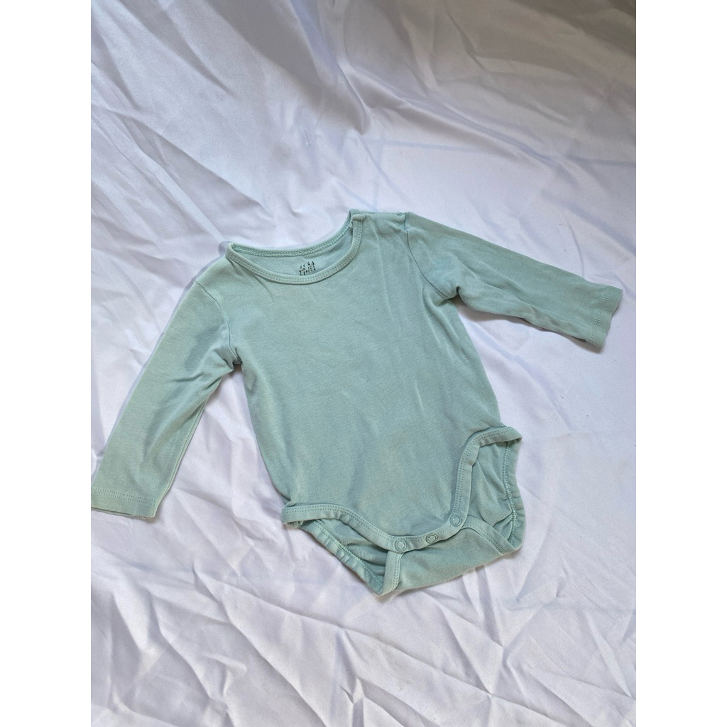 PRELOVED jp baby ทารกแรกเกิด แบรนด์จัมเปอร์ H en M Basic Organic Cotton ขนาด 2-4M
