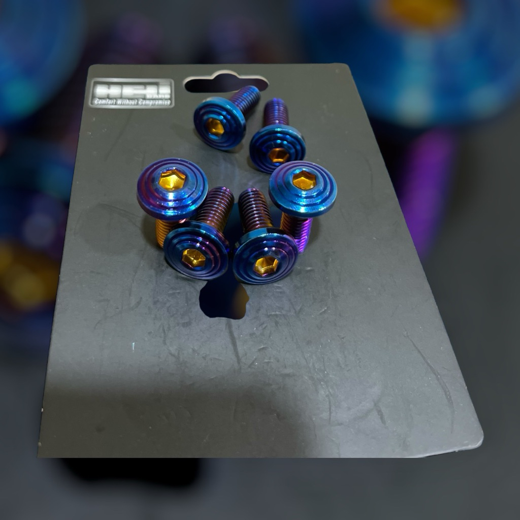 HELI M8-20 TITANIUM DISC BOLT