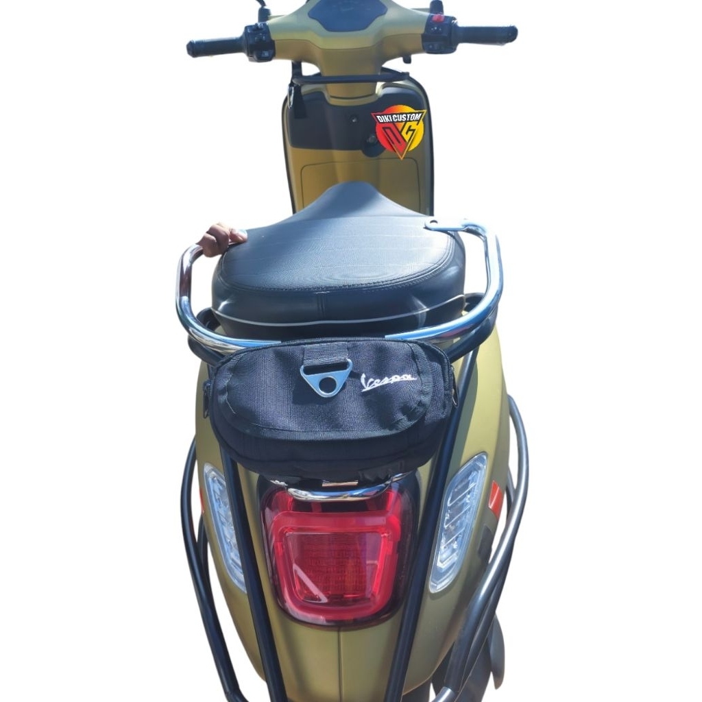 PREMIUM Vespa mini bag / กระเป๋ามินิแร็คท้าย Vespa / อุปกรณ์เสริม Vespa