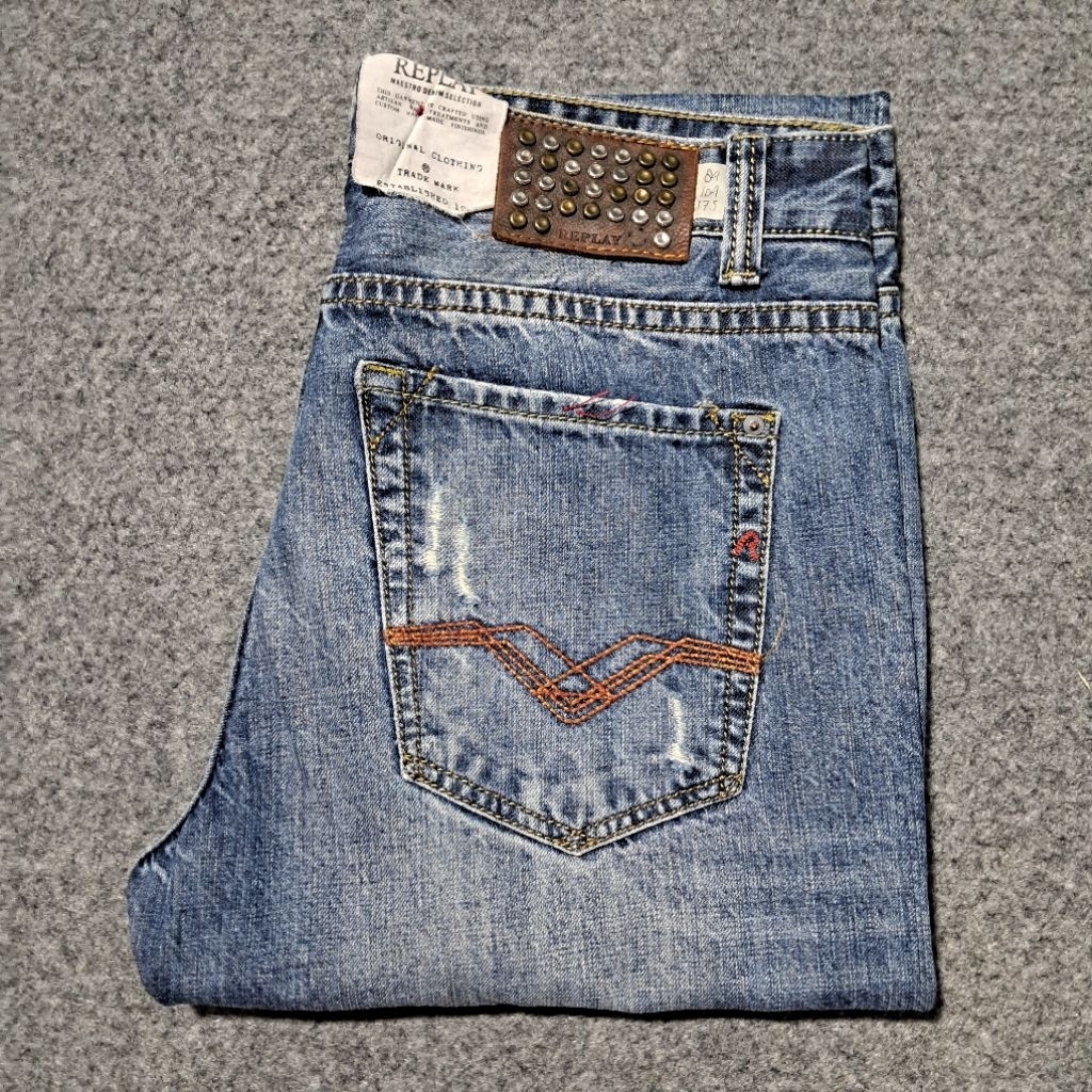 กางเกงยีนส์ Ripley Ripped LP 84
