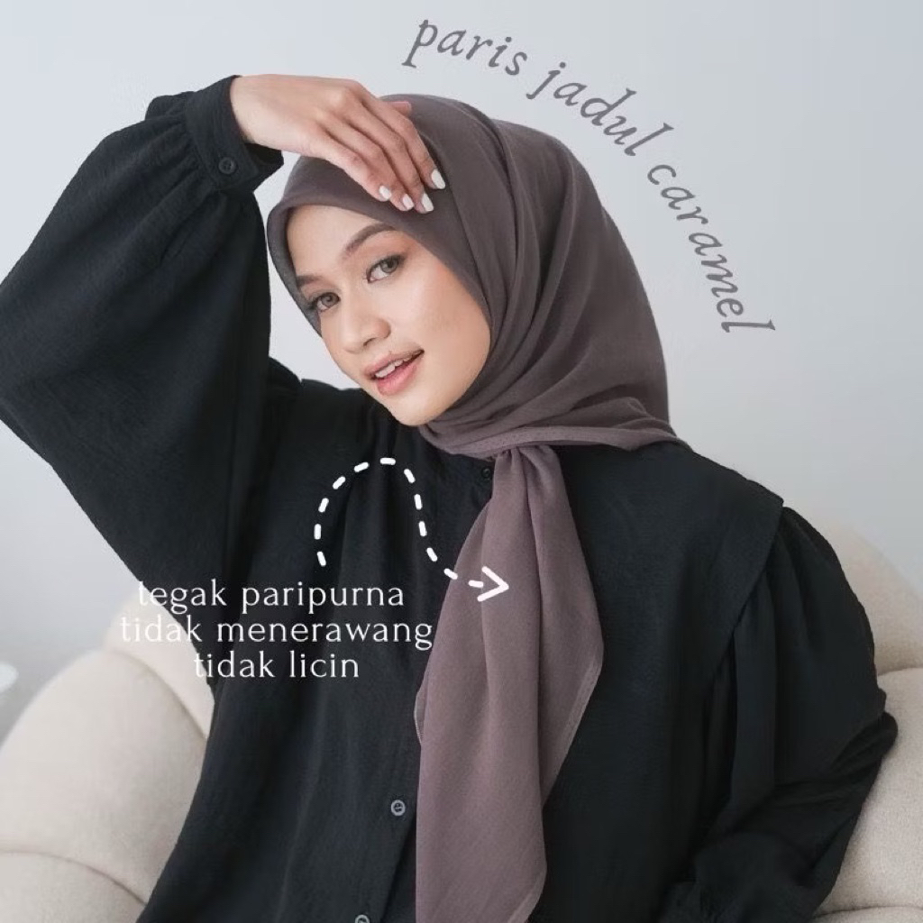 OLD SCHOOL PARIS SQUARE HIJAB/ OLD SCHOOL PARIS SQUARE HIJAB VARISHA