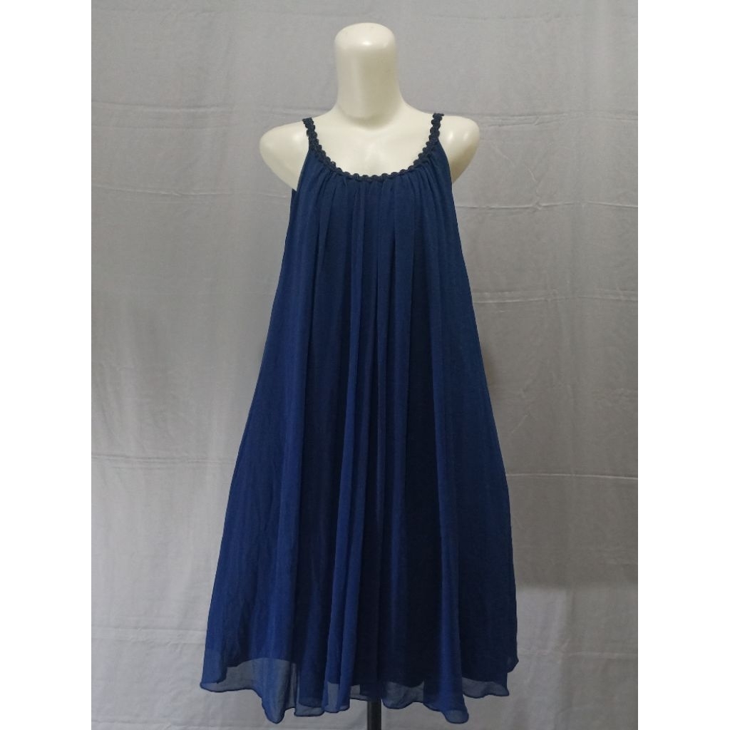 Axes Femme ชุดเดรสสีน้ําเงิน