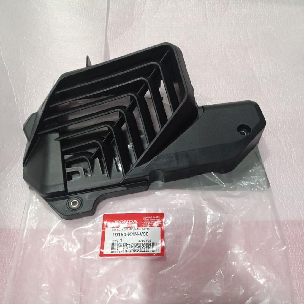 19150-K1N-V00 COVER COMP RADIATOR PCX 160 K1Z YEAR 2021-2024 เดิม