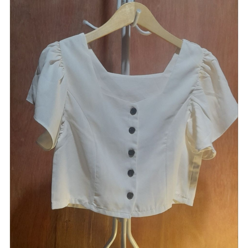 CROP GRL************