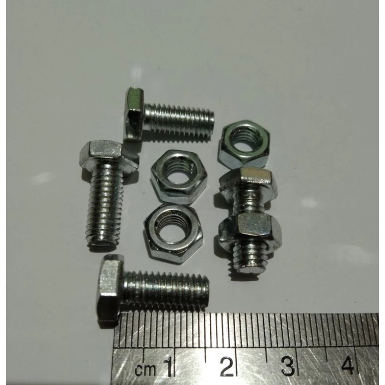 น็อตสังกะสี BMP m6 x 15 มม. 20 ชิ้น + น็อต (10 คีย์)