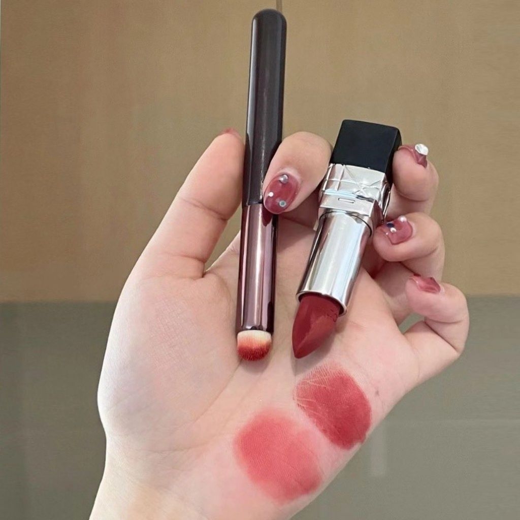 Ombre Blending Brush ลิปสติกแปรงคอนซีลเลอร์มัลติฟังก์ชั่น Lip Gradient Brush