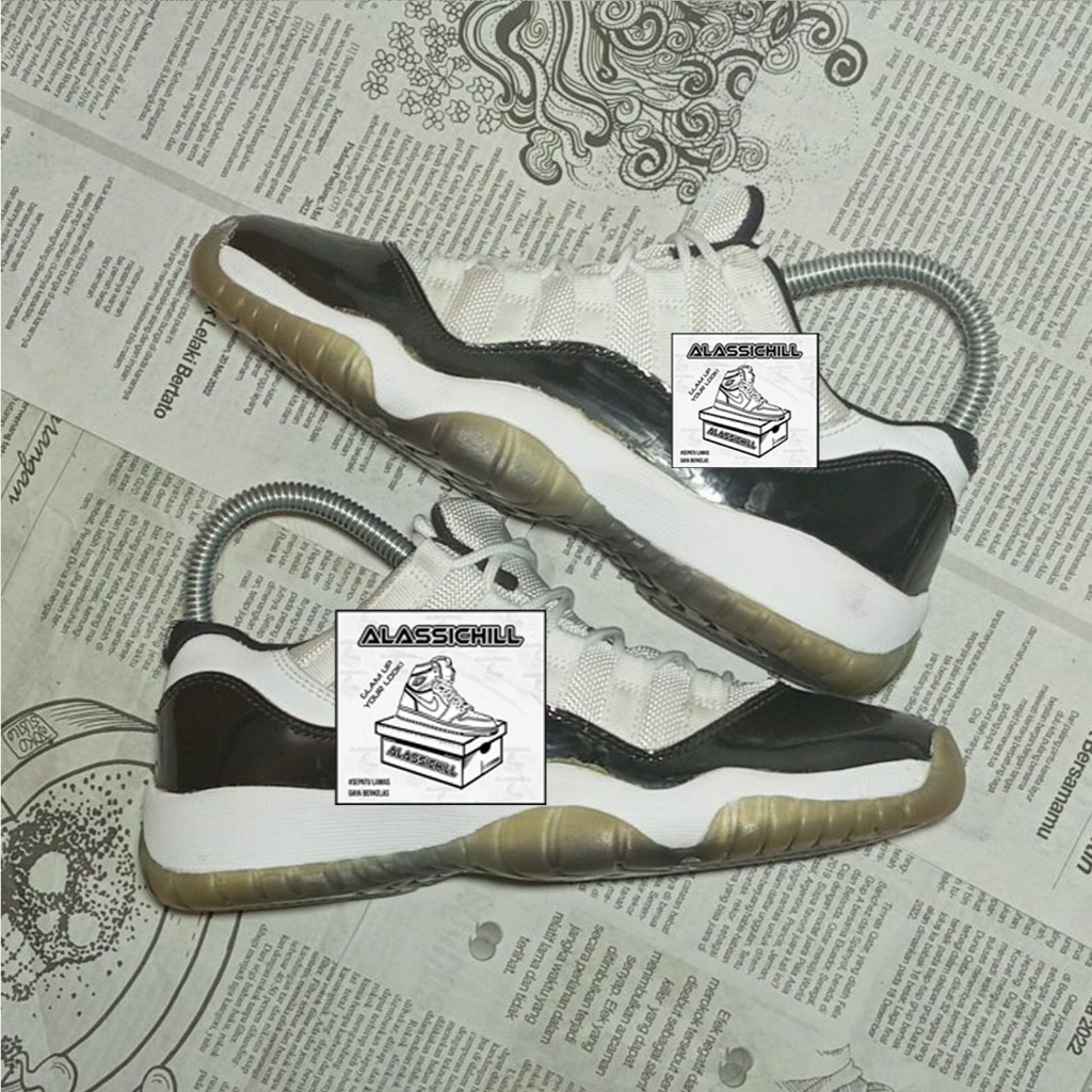 ขนาด [36] J RETR0 11