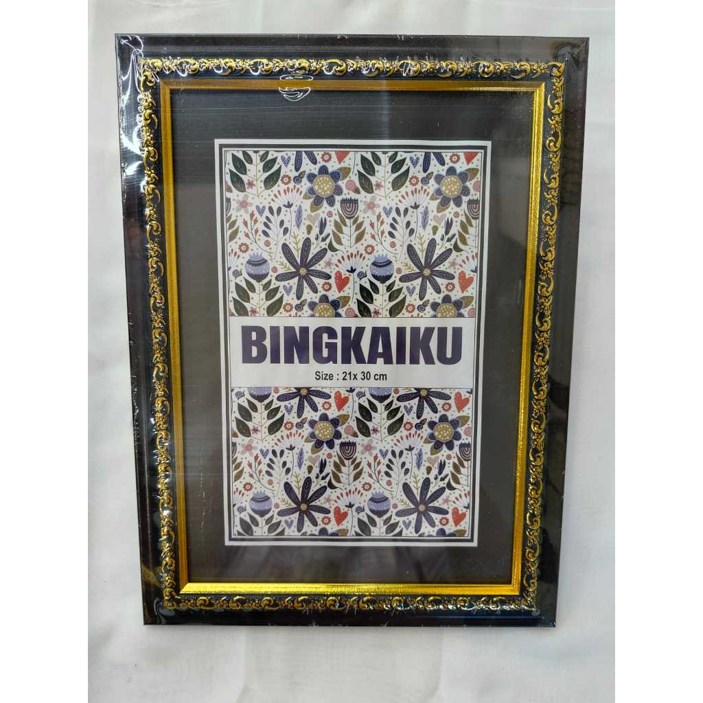 FELISIA PLAIN CARVED A4 FRAME / A4 PHOTO FRAME