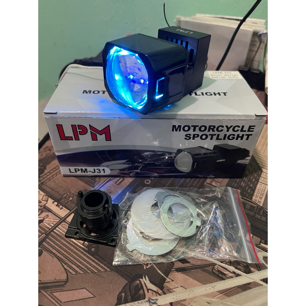 โปรเจคเตอร์ โปรเจคเตอร์ Matrix X1 BiLED 1.5 นิ้วรถจักรยานยนต์รถ idm ฟรีแบรนด์ devil IDM