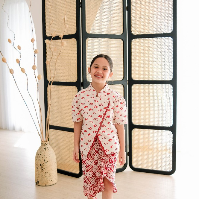 Bekids Batik - One Set Magdaena (3-12 ปี) ชุดสูทเด็กผู้หญิง