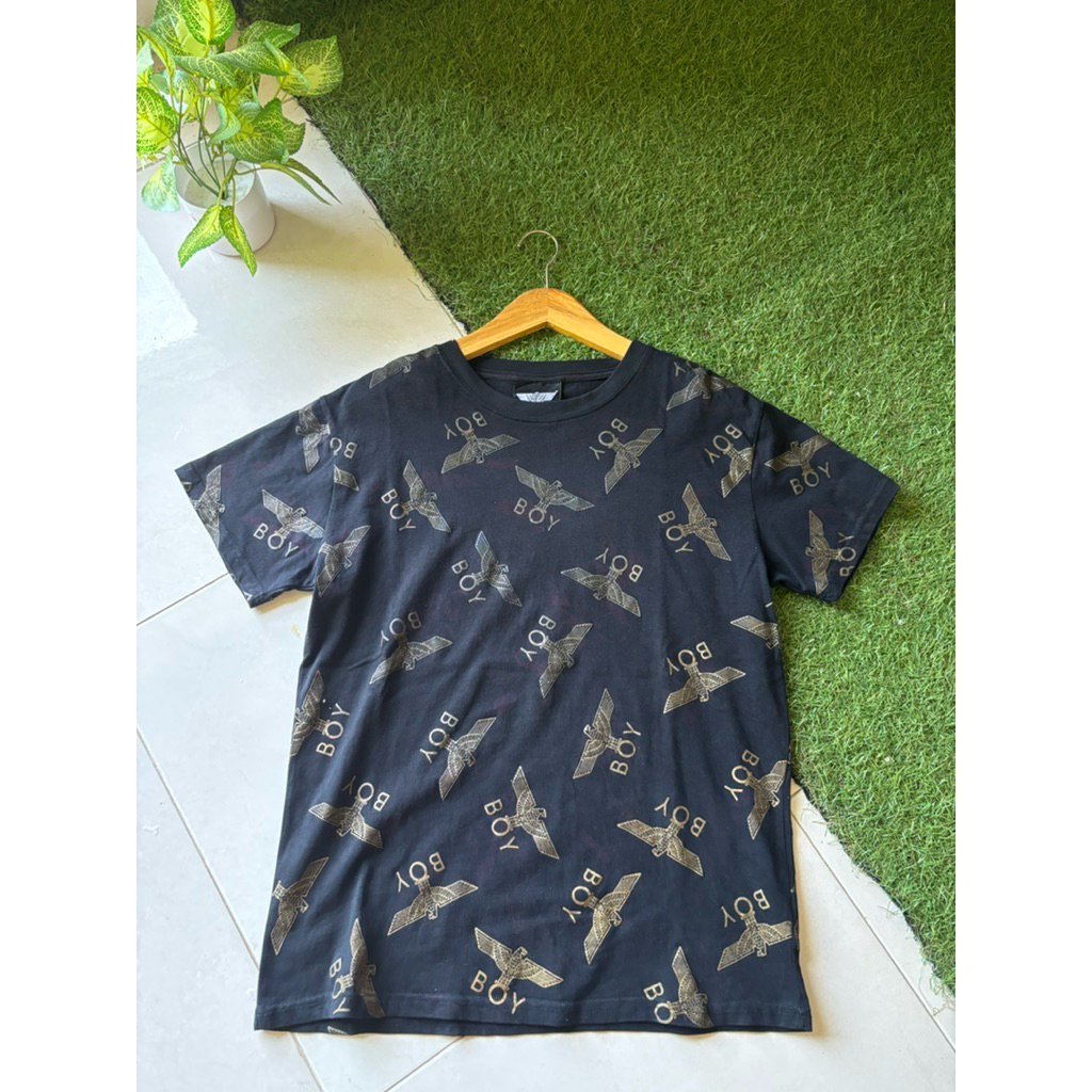 เสื้อยืด London Boy ดั้งเดิม