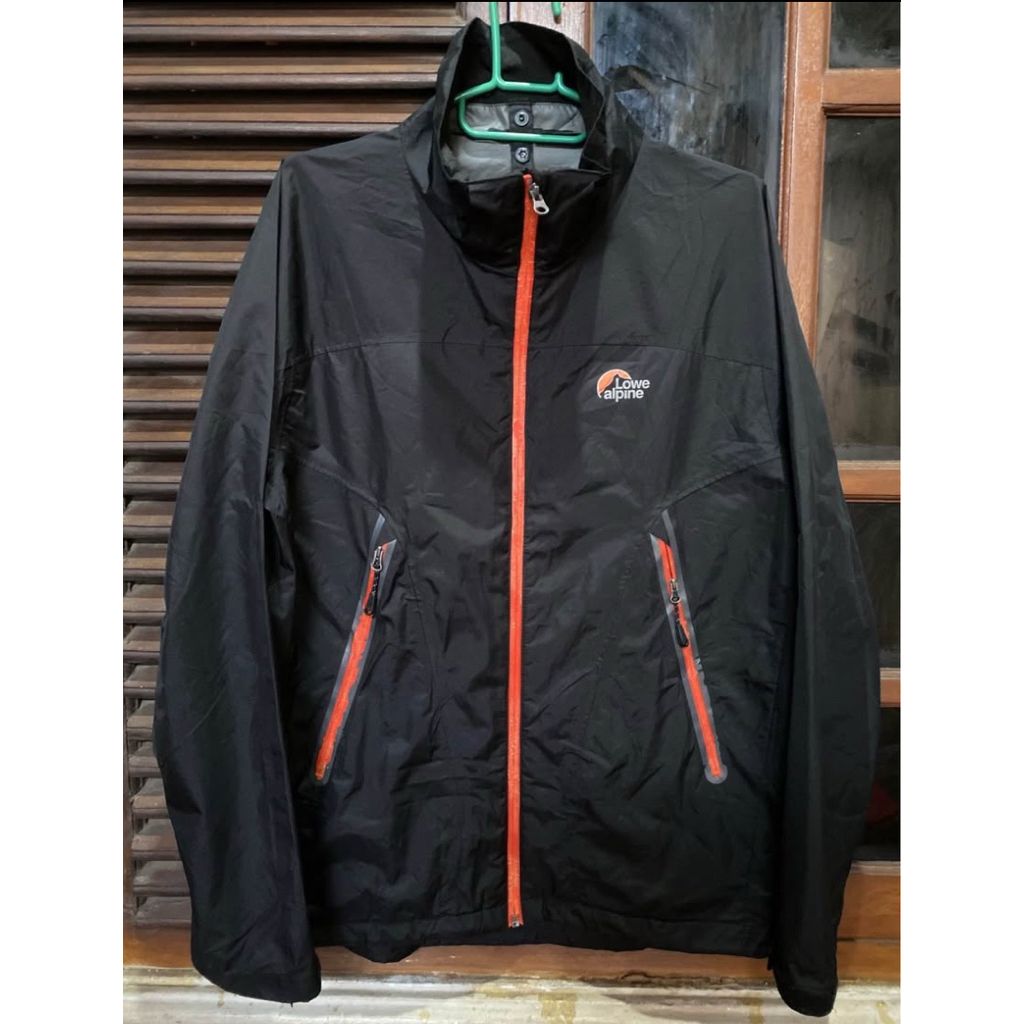 เสื้อแจ็คเก็ตกลางแจ้ง Alpine lowe