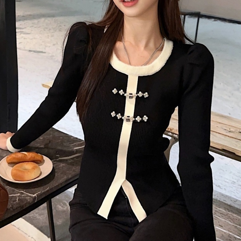 [TTEUDA] Cheongsam ผู้หญิงเกาหลีปุ่มสไตล์มุกด้านบนพร้อมกรีดตรงกลางและแขนพอง | เสื้อคอเหลี่ยมสตรีแขนพ