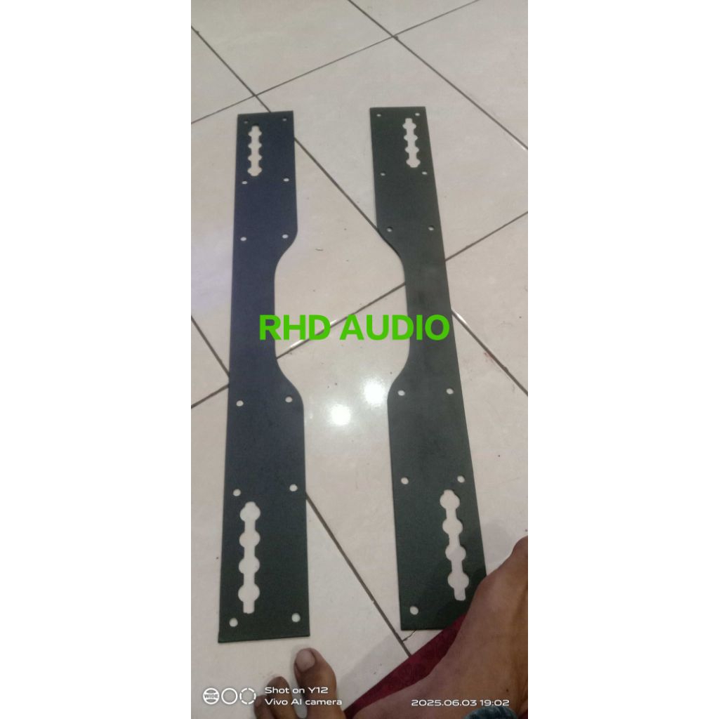 T24 BRACKET, HOREN TWEETER BRACKET T24 10 INCH COTENTS 2