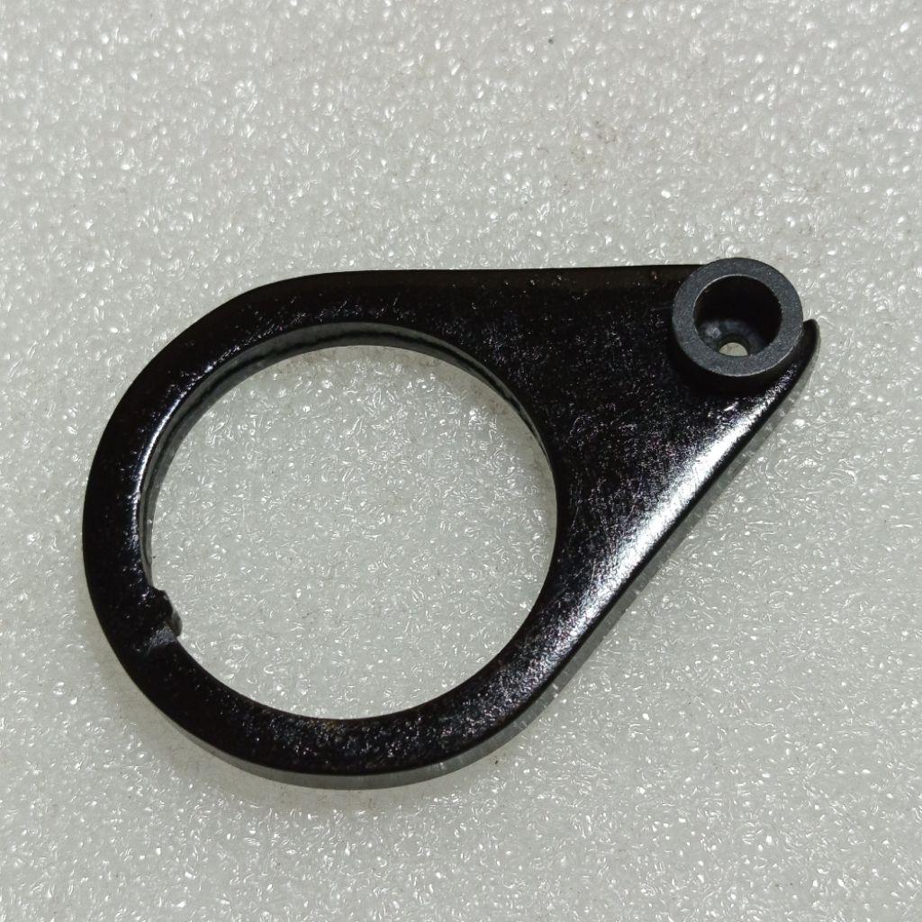 จุกปิดเบรคหน้า Evo 32mm