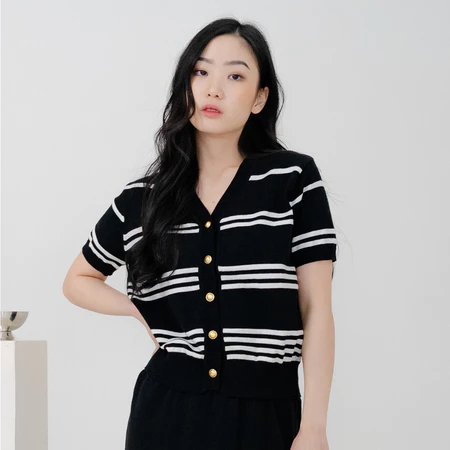 YOYO HAERIN KNIT TOP / เสื้อเชิ้ตผู้หญิง