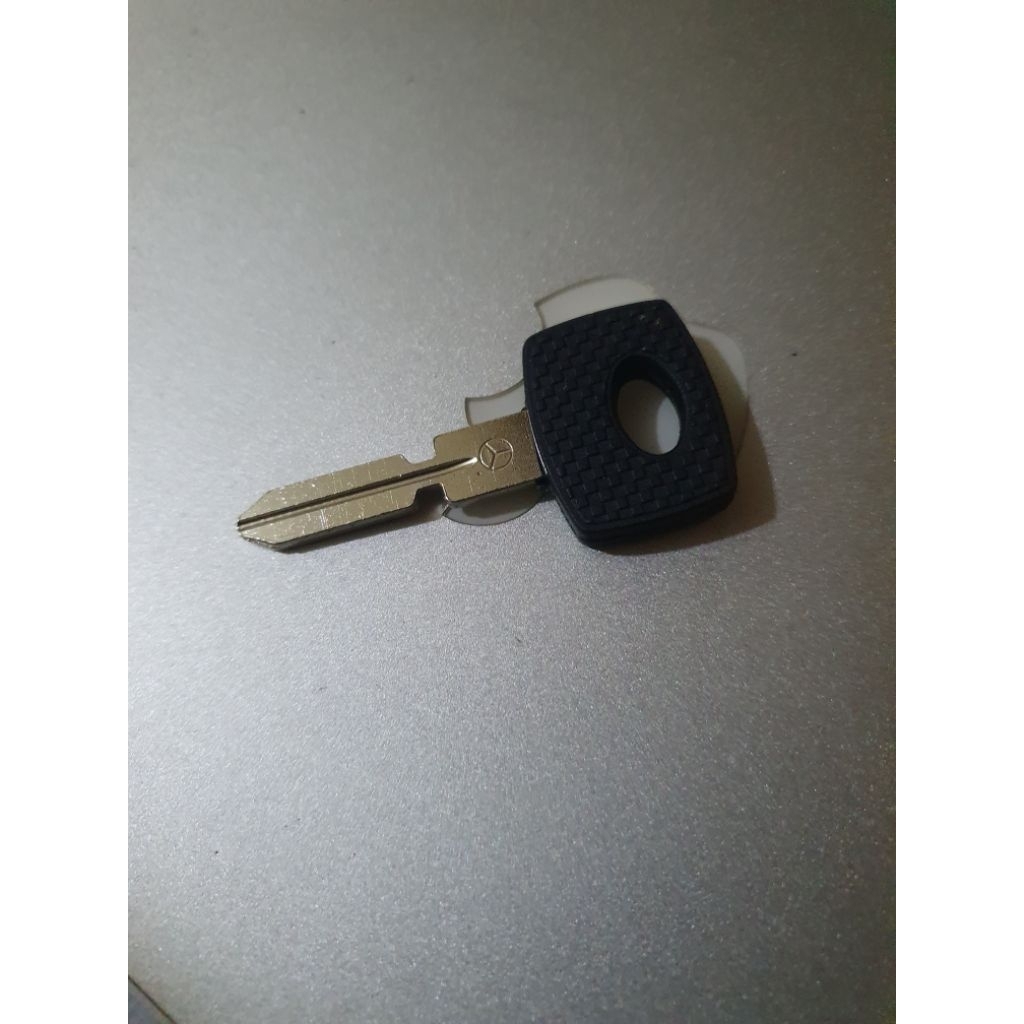กุญแจจุดระเบิดสําหรับ mercedes benz w124 w202 w140 w210 ฯลฯ
