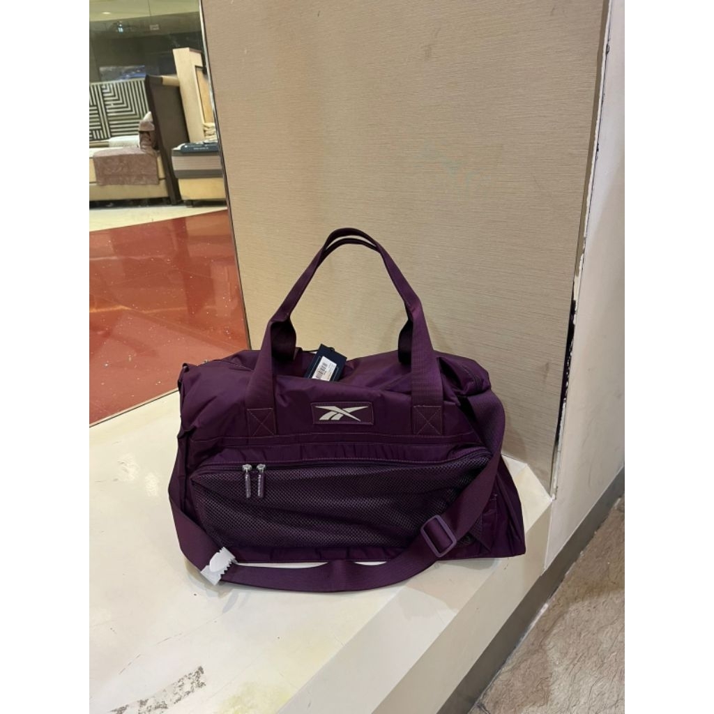 REEBOK travel BAG / GYM BAG
