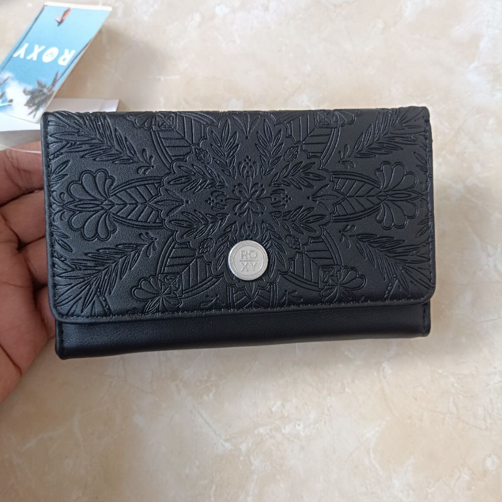 ROXY กระเป๋าสตางค์ผู้หญิงสีดําเพชรบ้าร็อกซี่