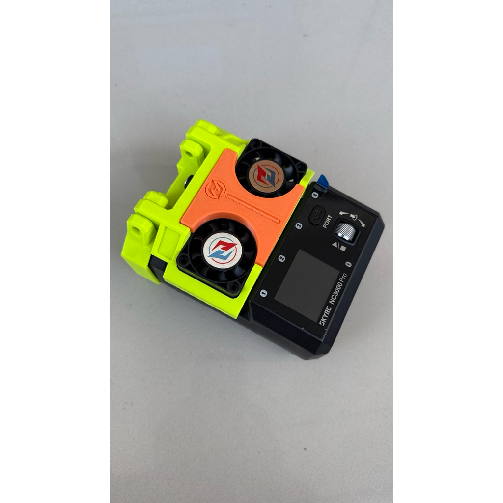 พัดลมระบายความร้อน SkyRC NC3000 Pro – เครื่องชาร์จแบตเตอรี่
