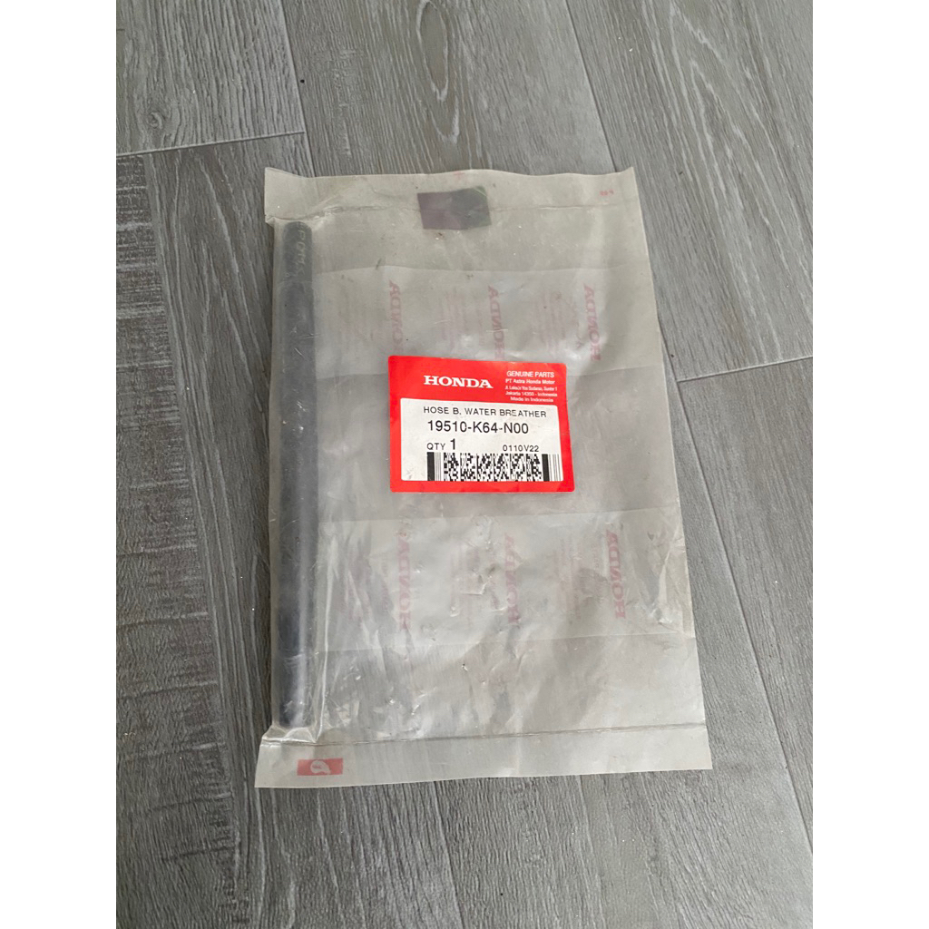 Honda cbr 250rr K64 หม้อน้ําล่าง ท่อ b water breather 19510-K64-N00