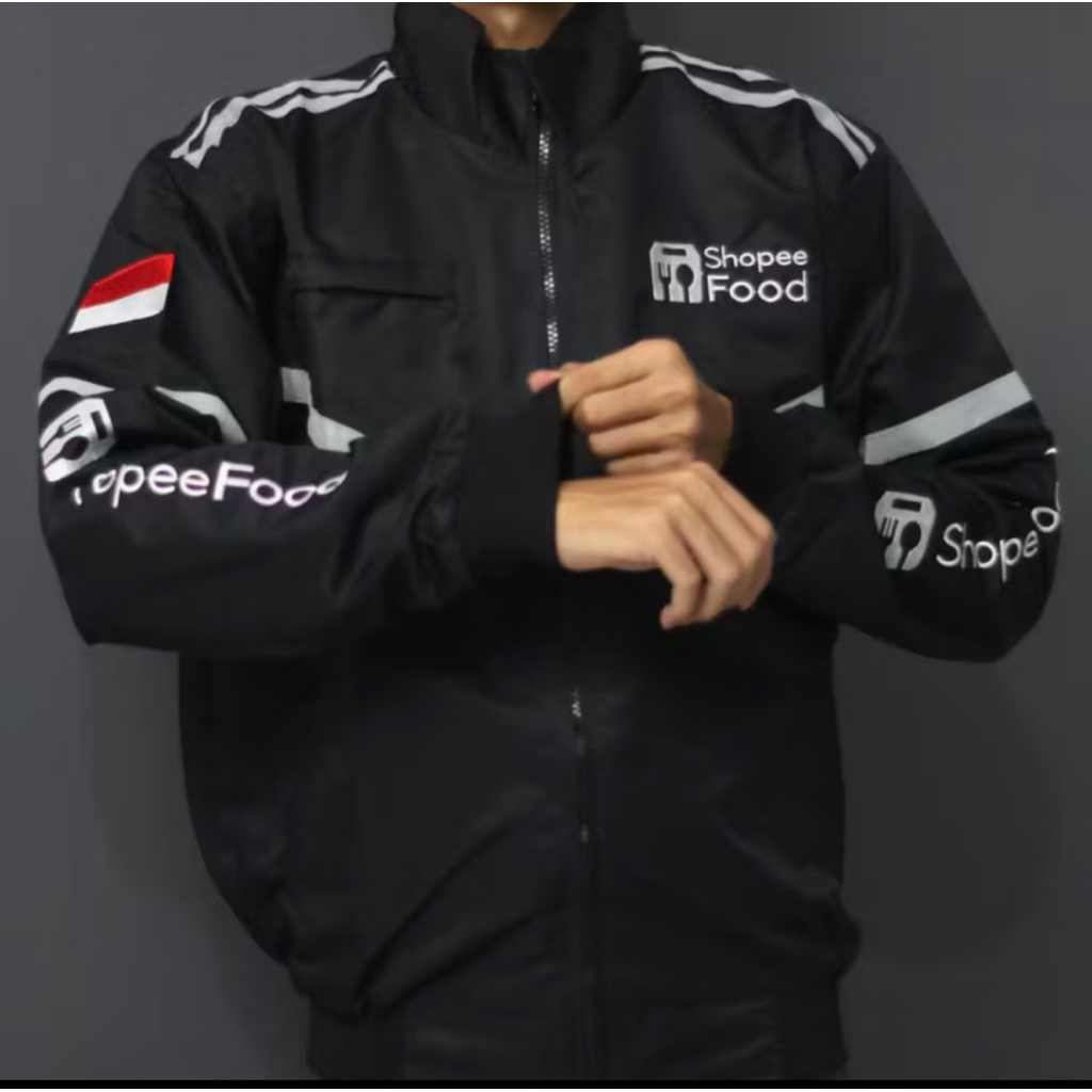 SHOPEEFOOD/JAKEtDrIverBlack