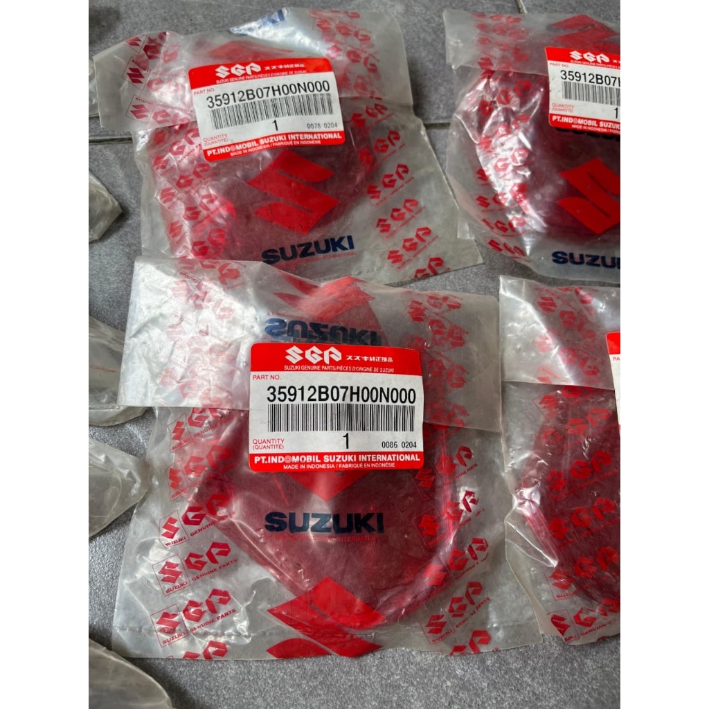 MERAH MIKA โคมไฟแก้ว STOPLAMP REAR STOP สีแดง SUZUKI ใหม่ SMASH FK 110 FK110 SD/SC 35912B07H00N000 O