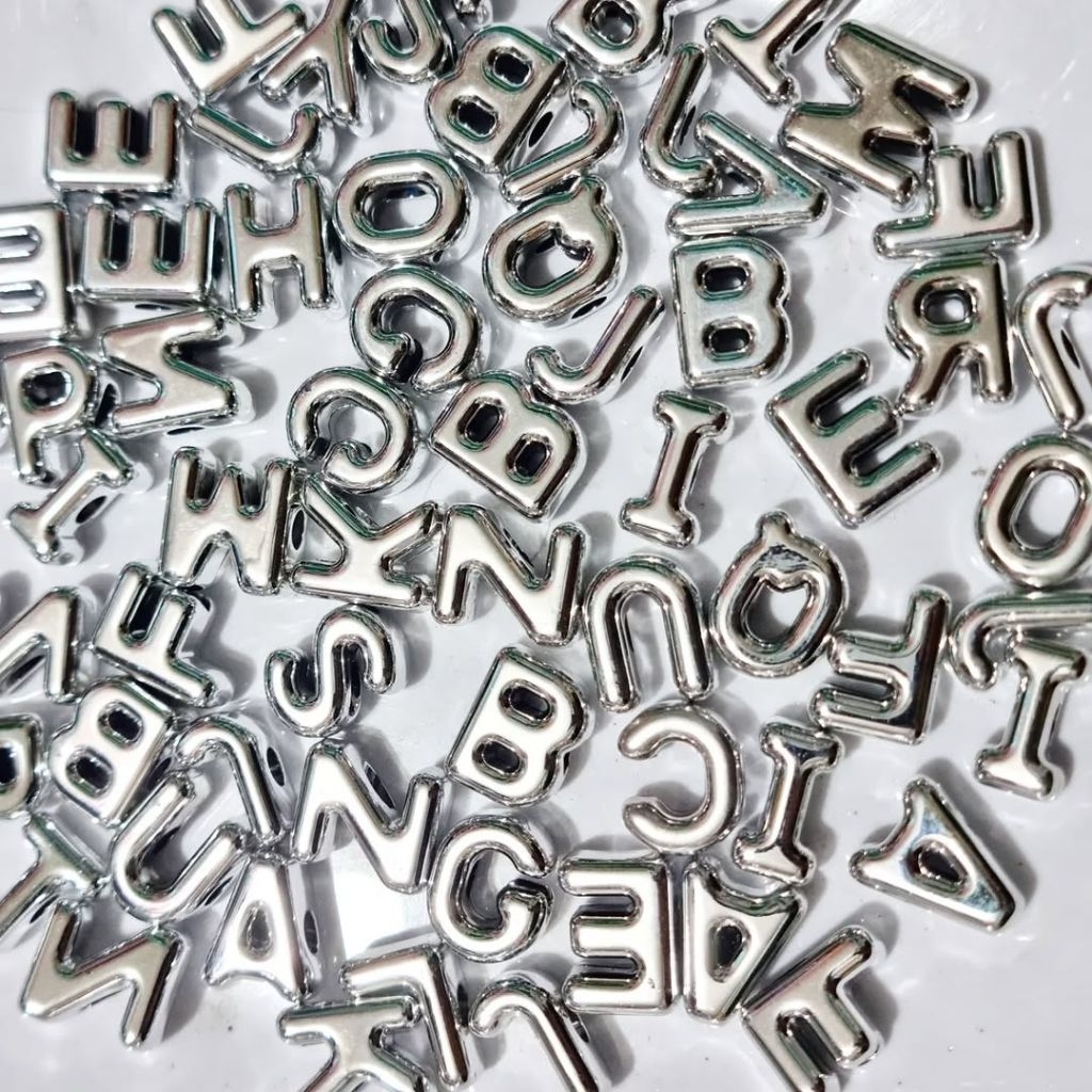 50GRAM SILVER LETTER BEADS เงินหมายเลข BEADS 5 มม. หลุม BEADS TOPPING BEAD ROPE พวงกุญแจกระเป๋าCHARM