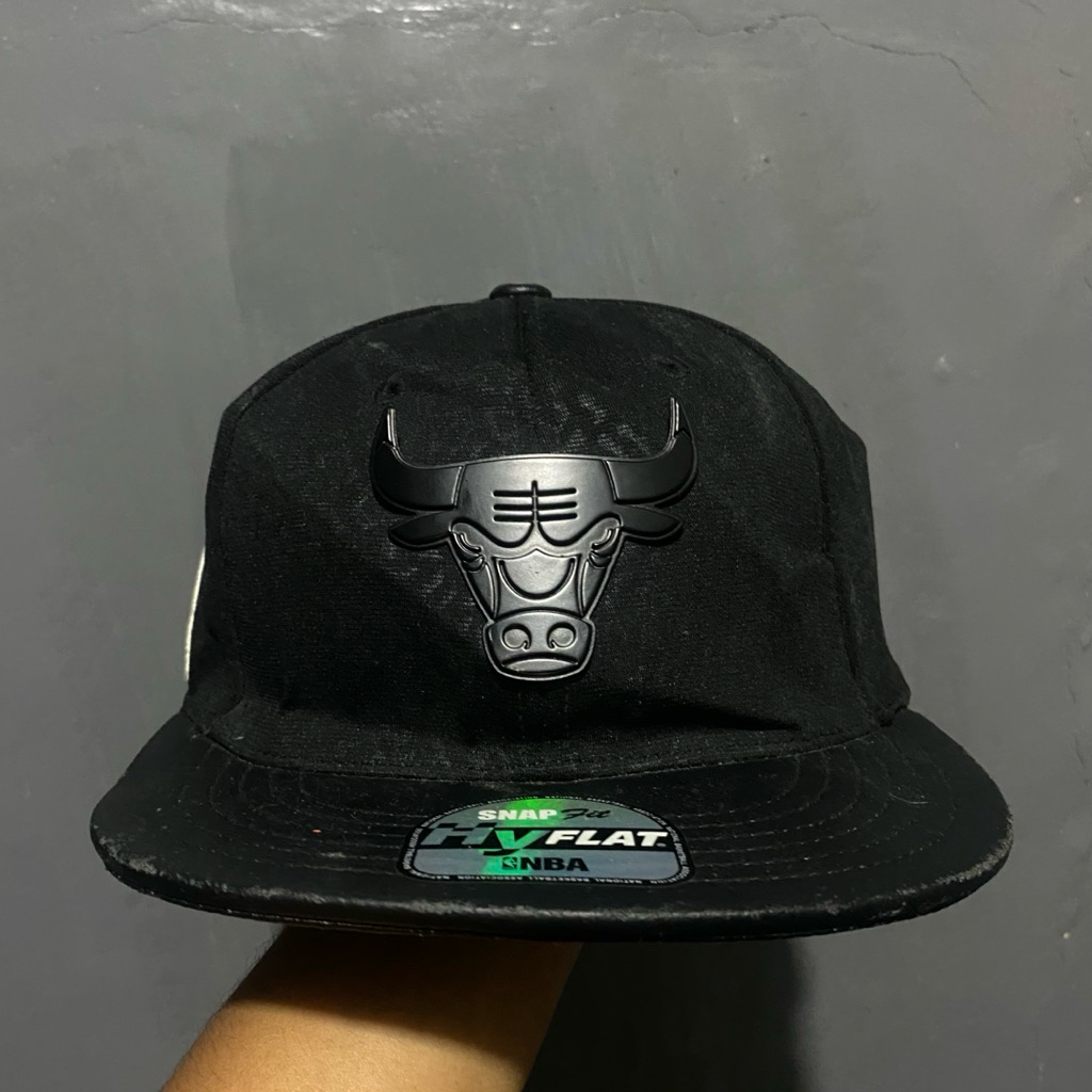 หมวก Snapback โลโก้เหล็ก NBA Chicago Bulls