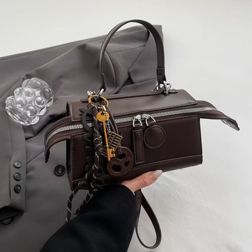 K88 SLING BAG*******