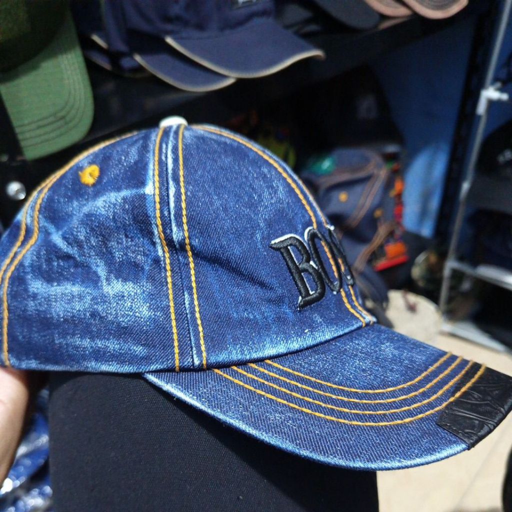 VARIATION HATS/EMBODIED LOGO VARIATION HATS/CASUAL HATS