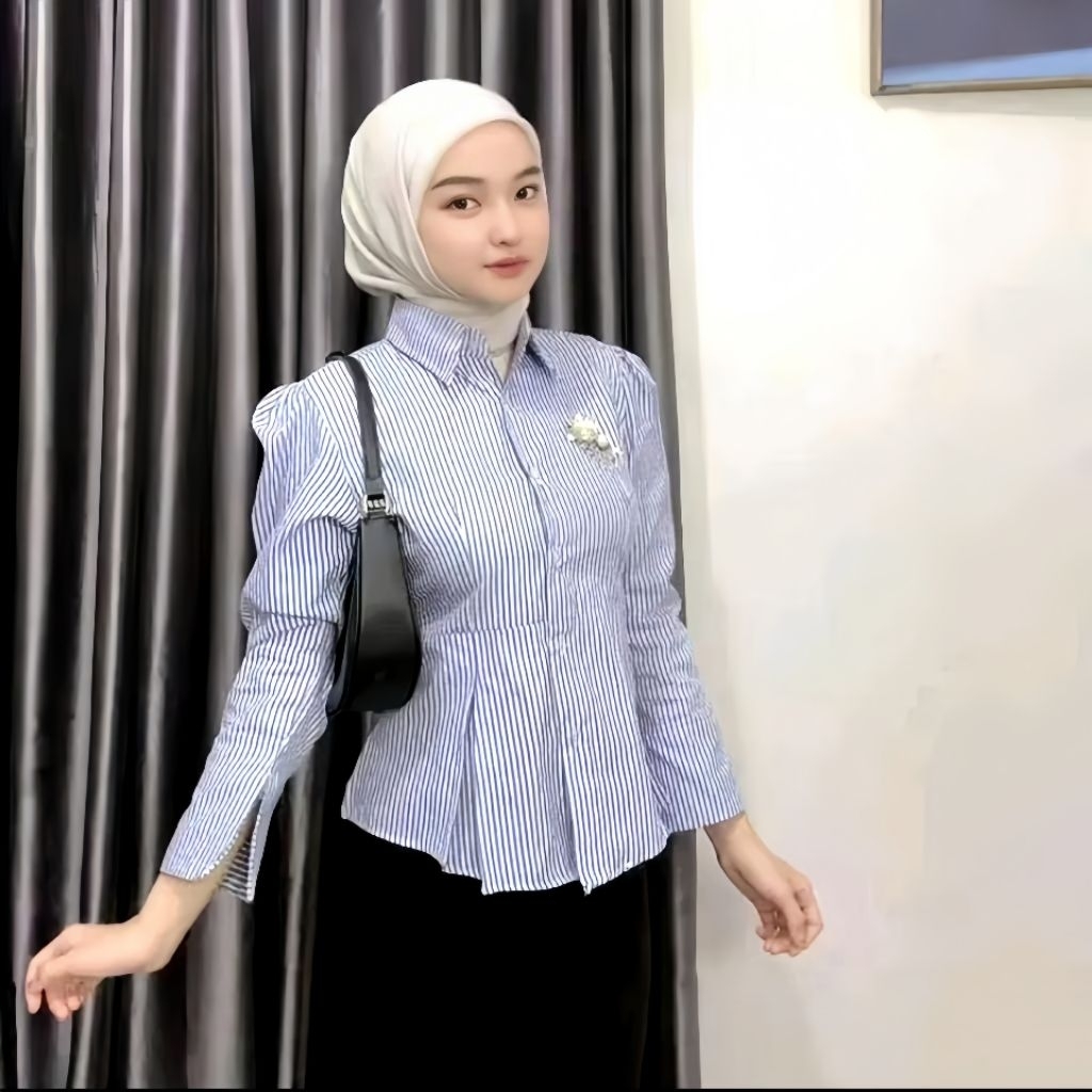 KEMEJA KATUN เสื้อเชิ้ตลาย REMPEL Fit Body Shirt - Cotton Fit Body Shirt - เสื้อเบลาส์ลายทาง