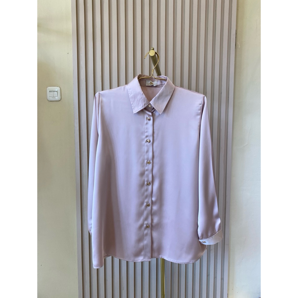 เสื้อ Simplyvee Ayra