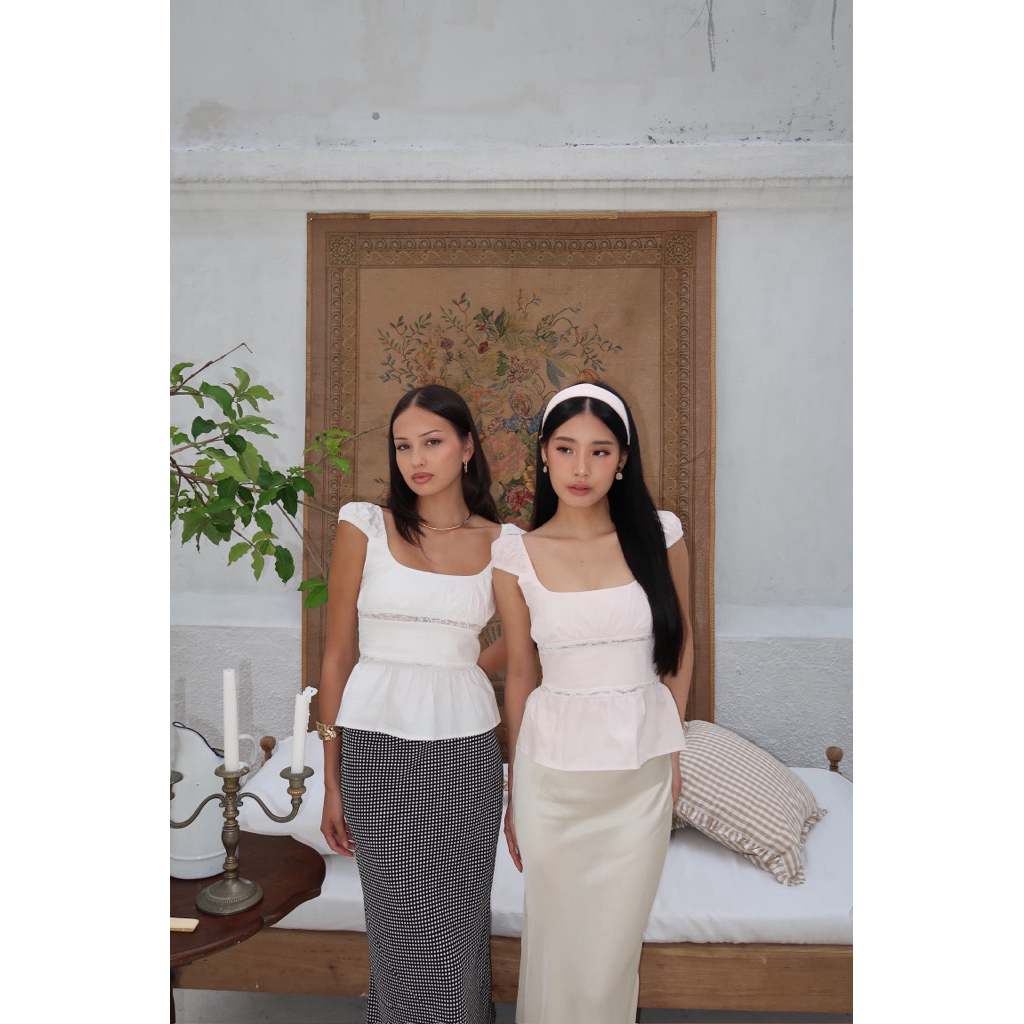 HerPlais Leia Top // เสื้อคอเหลี่ยม // เสื้อซัมเมอร์