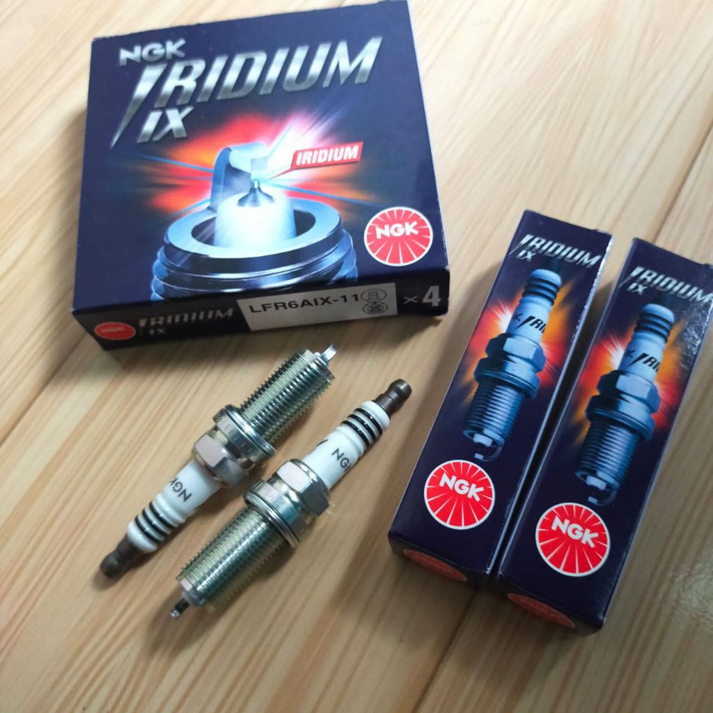 NGK LFR6AIX-11 หัวเทียนอิริเดียม Grand innova Fortuner Etimos Camry Alphard Original
