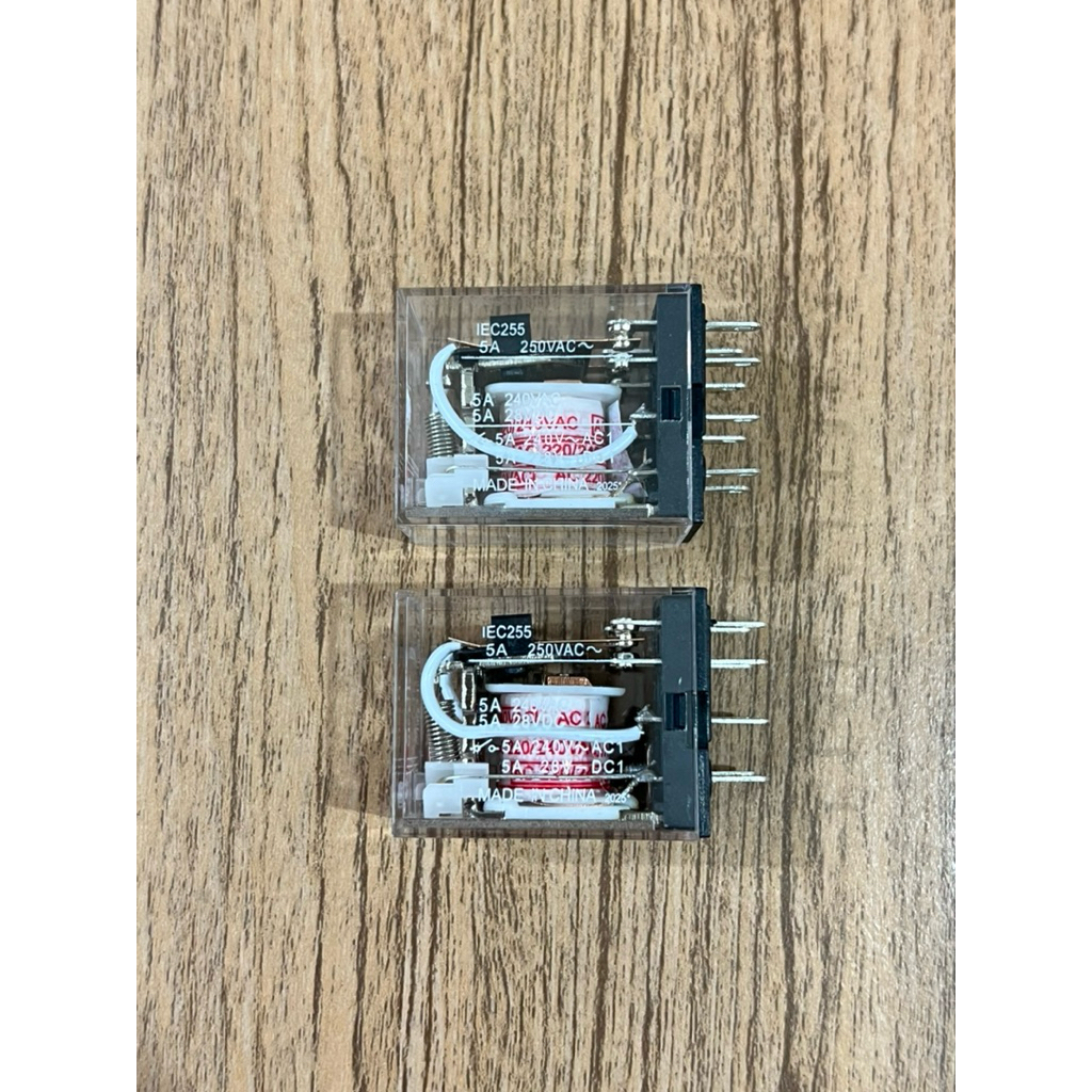 RELAY RELAY 8P 8 PIN LEGS 220VAC AC 220V 220 VOLT
