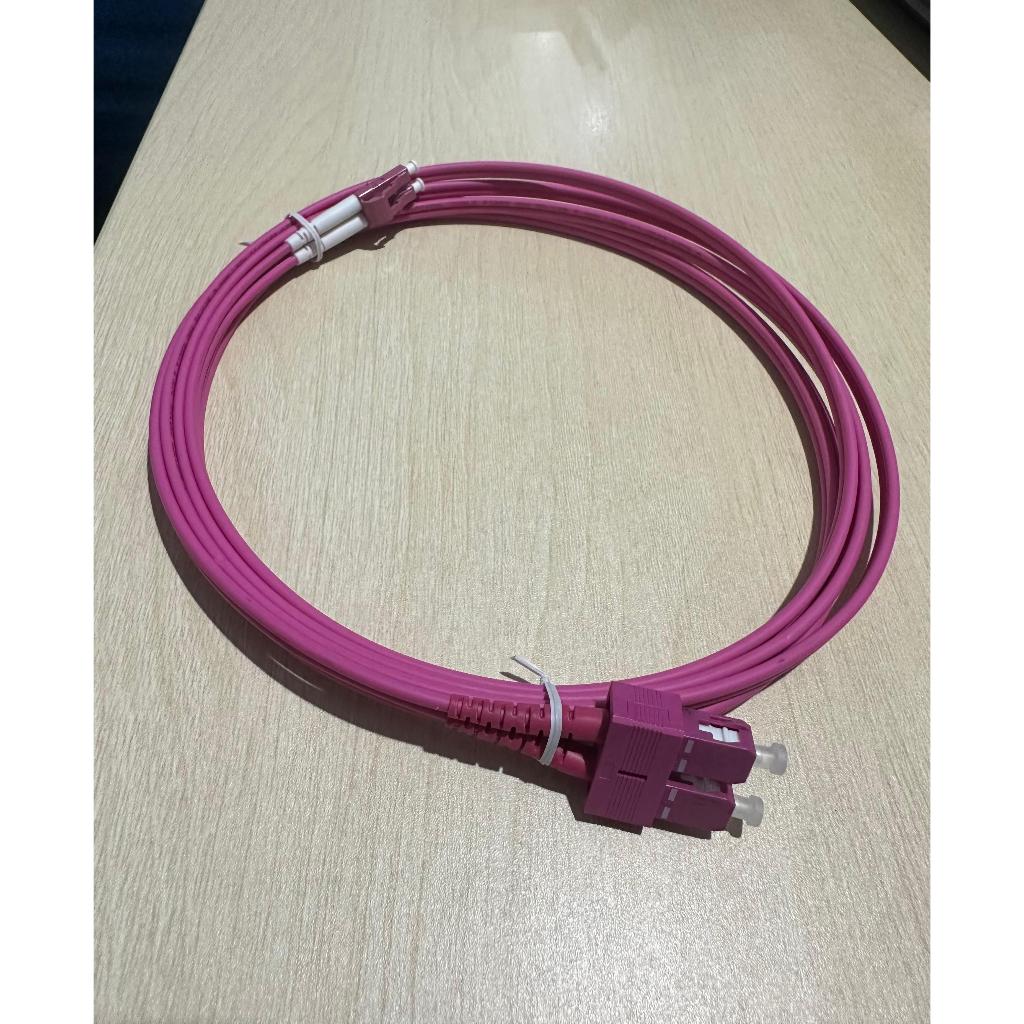 Patchcord SC LC Multimode OM4 / SC ถึง LC OM4 มัลติโหมด